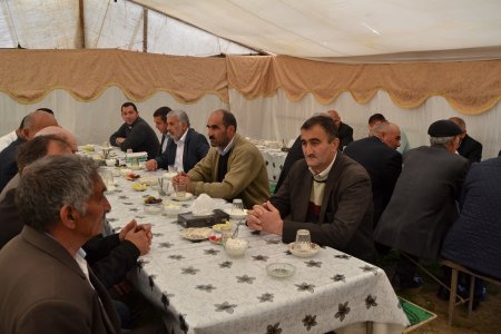 Füzulidə yas mərasimləri, ehsan süfrələri